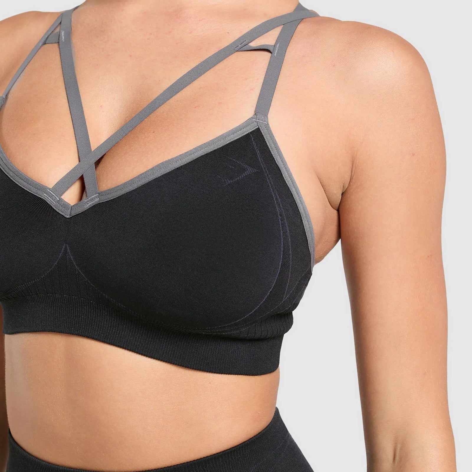 Apex Contrast Sports Bra - Image 4